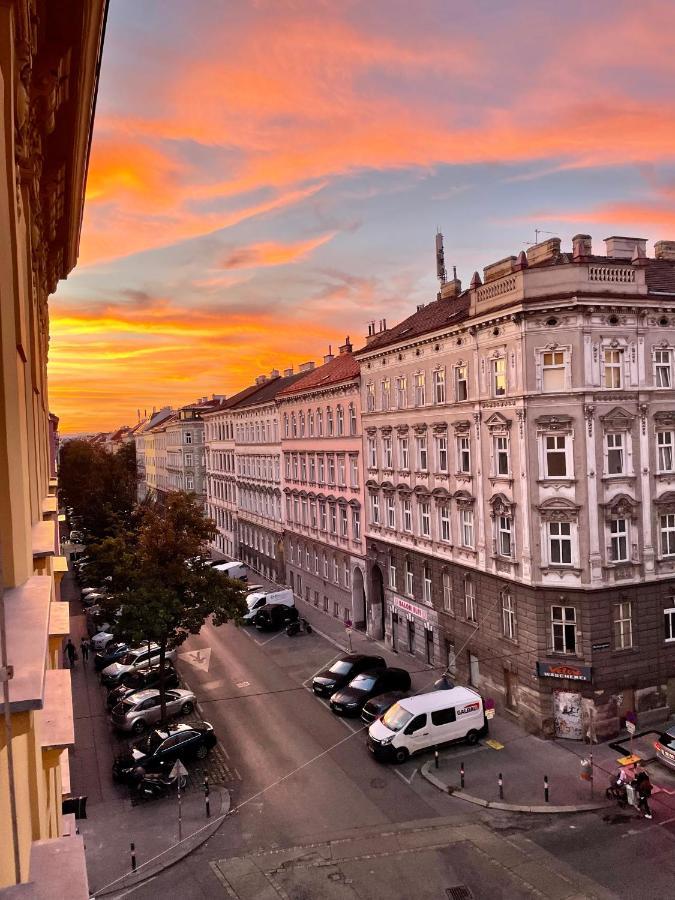 Trendy Apartment Near Schloss Schonbrunn 维也纳 外观 照片
