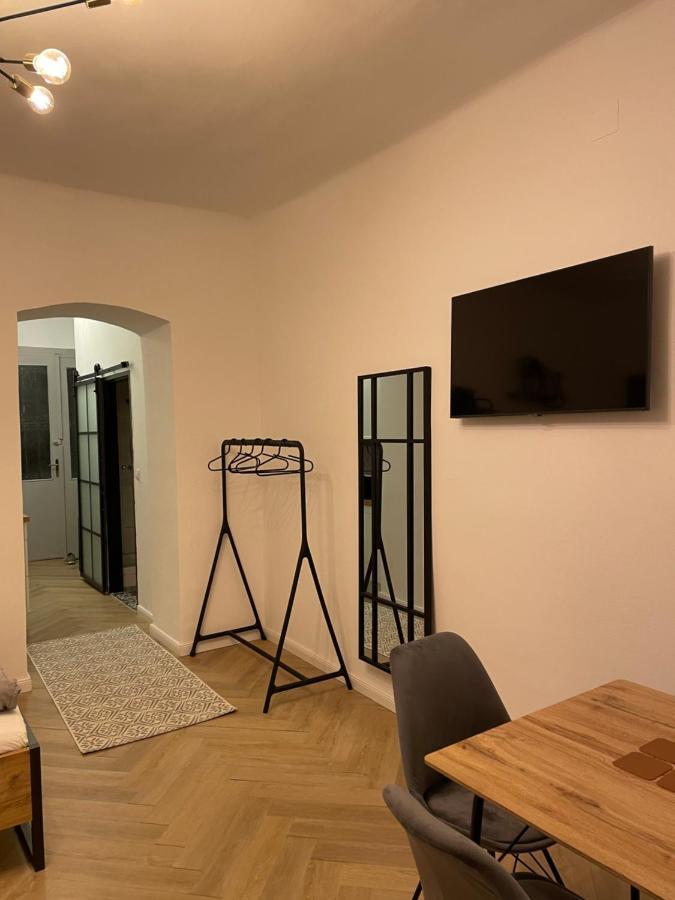 Trendy Apartment Near Schloss Schonbrunn 维也纳 外观 照片
